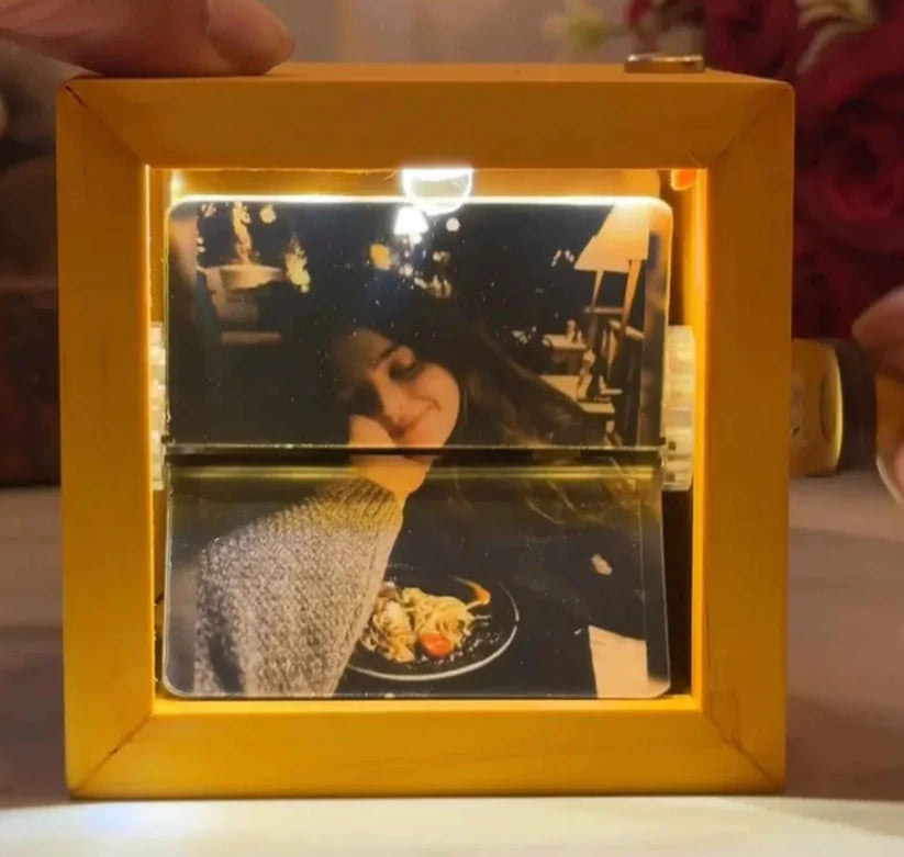 Kişiye Özel Işıklı Fotoğraf Kutusu – El Yapımı, Unutulmaz Hediye